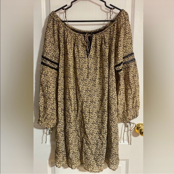 Zara Dresses & Skirts - Zara Off Cold Shoulder Mini Floral Boho Long Sleeve Flowy Dress Size Large
